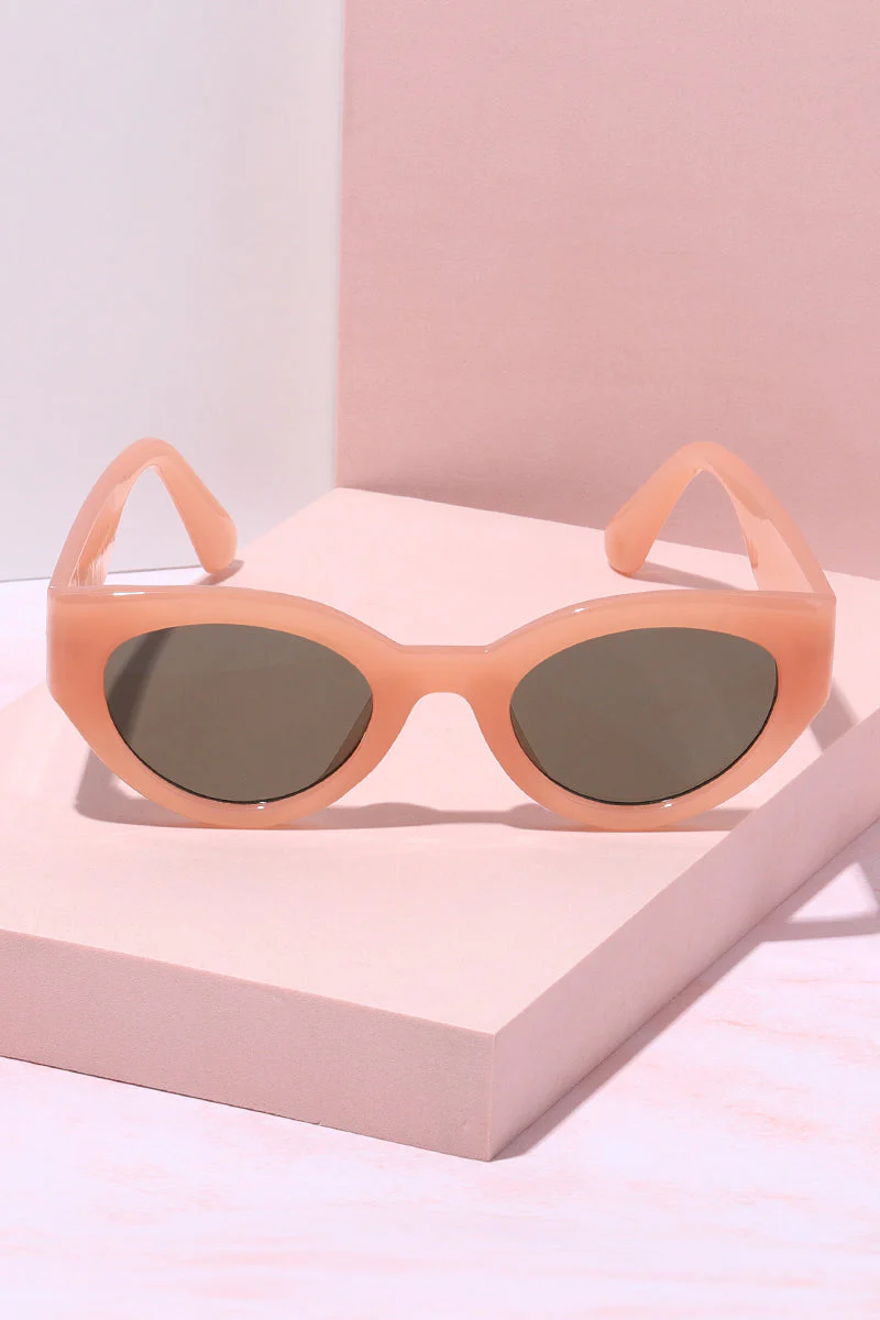 Chase The Sun Round Frame Sunglasses - Image 5