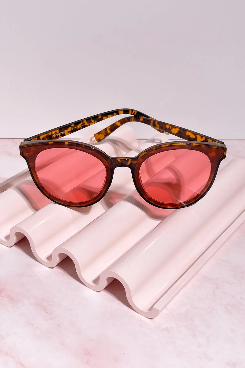 Suns Out Sunglasses - Image 6